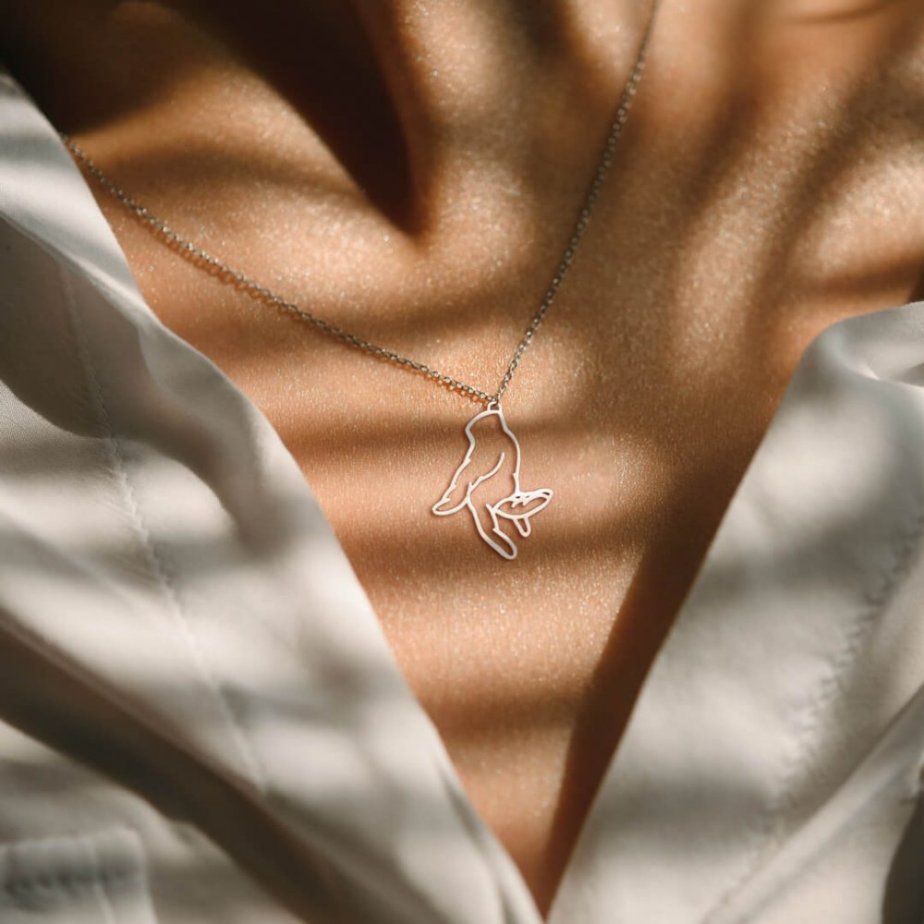 Náhrdelník "Klub Rozkoše"