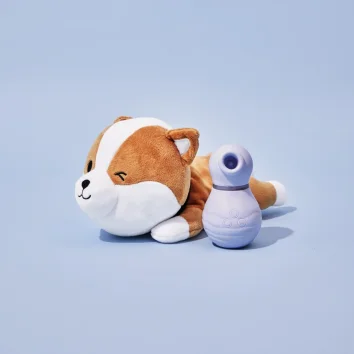 Friday Bae Shibae Pouch Wink – plyšová taštička na intimní hračky