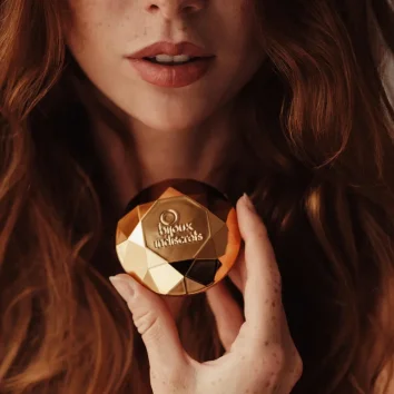 Twenty One · Vibrating Diamond