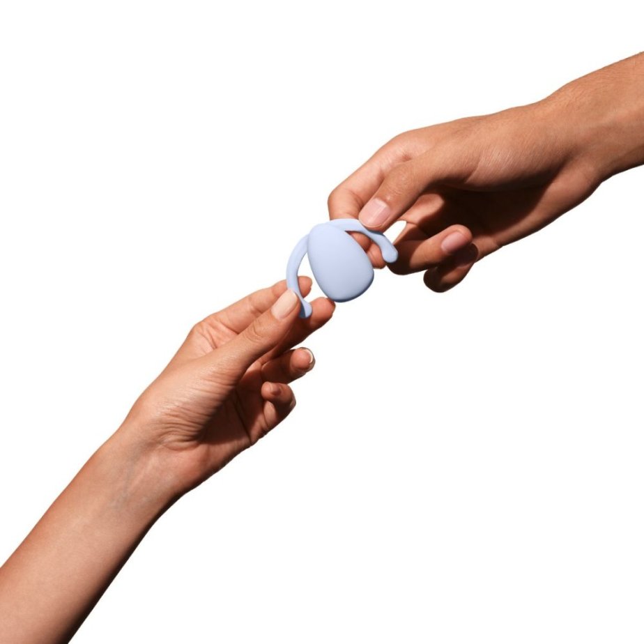 Dame Products – Eva II Hands-Free Vibrator – Ice