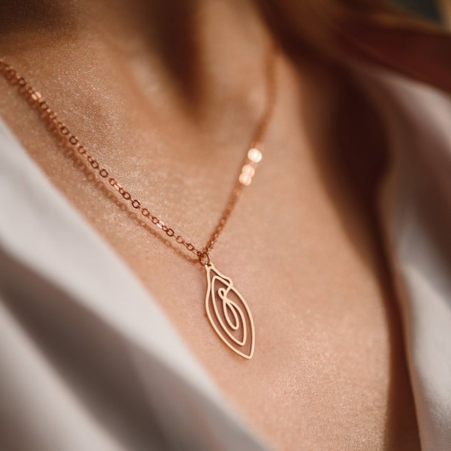 Náhrdelník "Vulvii"