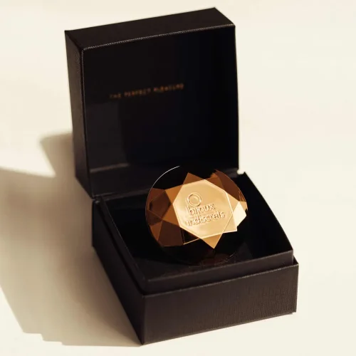 Twenty One · Vibrating Diamond
