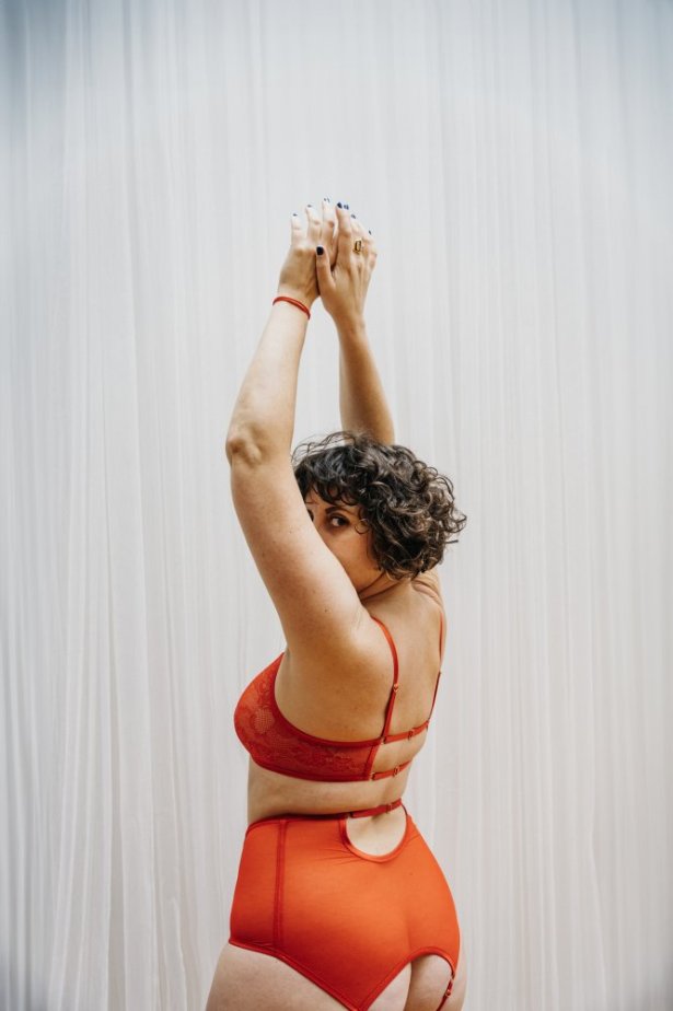 Podprsenka krajková červená SHEIO - Velikost: M