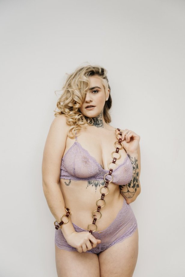 Annie Cup Bra