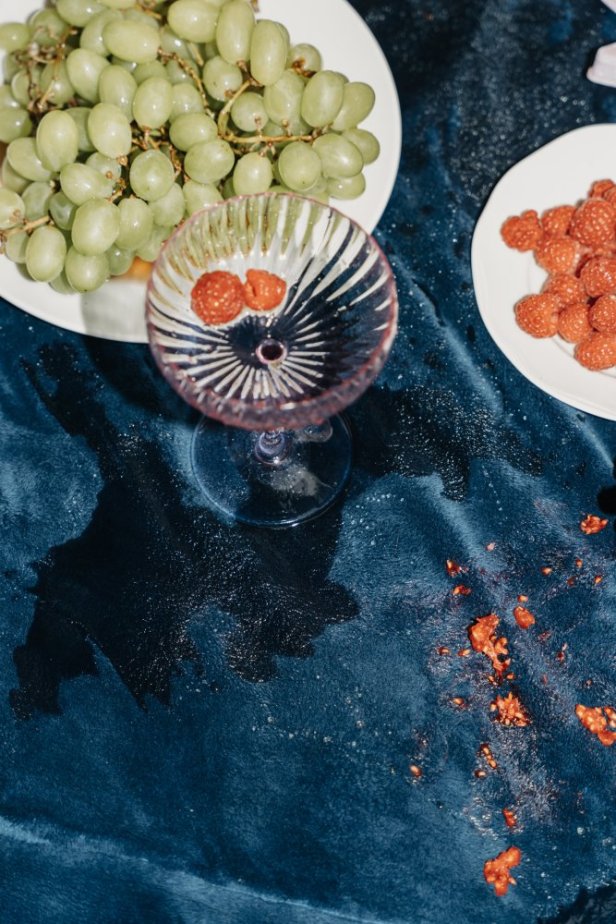 DIVA DIVE deka 180x200cm - DIVA DIVE deka 180x200cm: Red Seduction 180x200cm + shopper (one size)