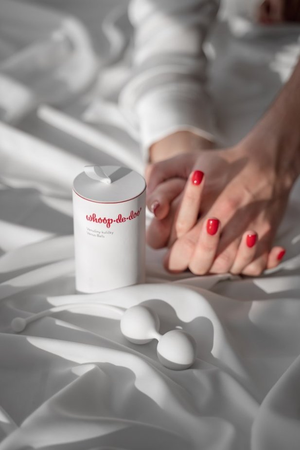 venušiny kuličky Whoop·de·doo Classic - Barva: Červená