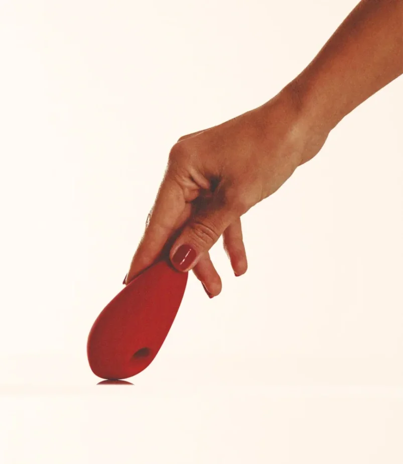 Puissante Mini Coco- sací vibrátor - Barva: Red Seduction