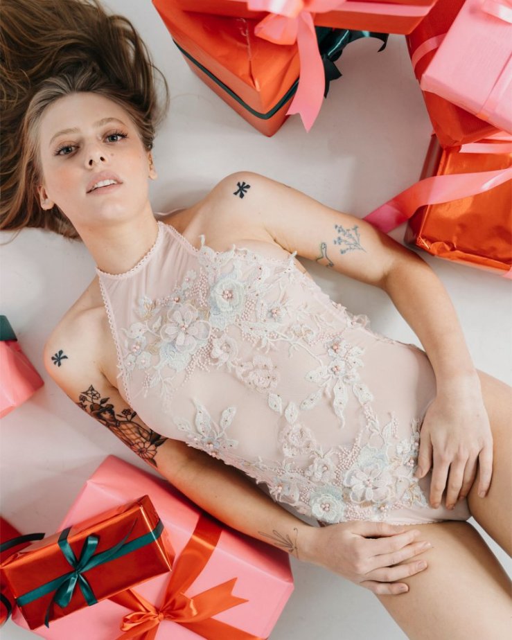 Bella Bodysuit - Velikost: S