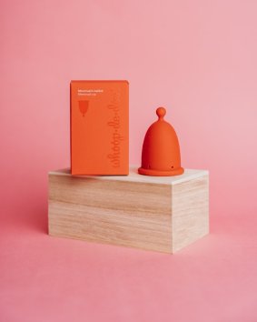 menstruační kalíšek Whoop·de·doo Classic Red