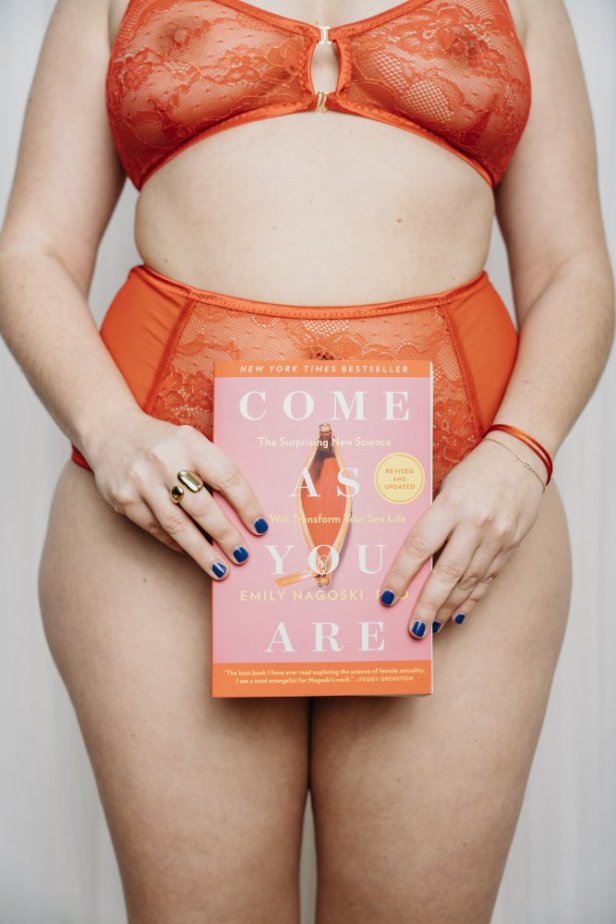 Erotické kalhotky “Crotchlessky” Tichée krajka/tyl červená - Velikost: S