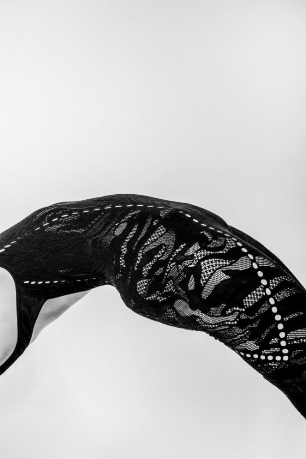 VAINVER Adina catsuit s otevřenými zády