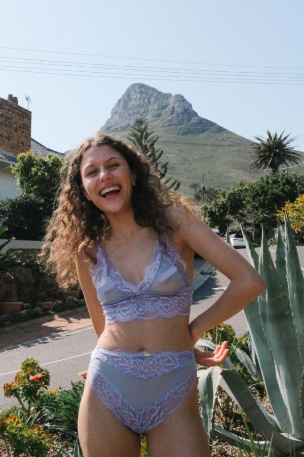 Serena Triangle Bralette - Velikost: S