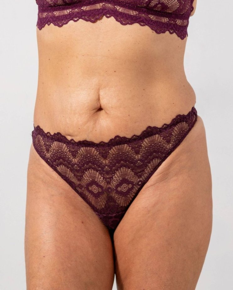 Lace Thong Cherry - Velikost: M